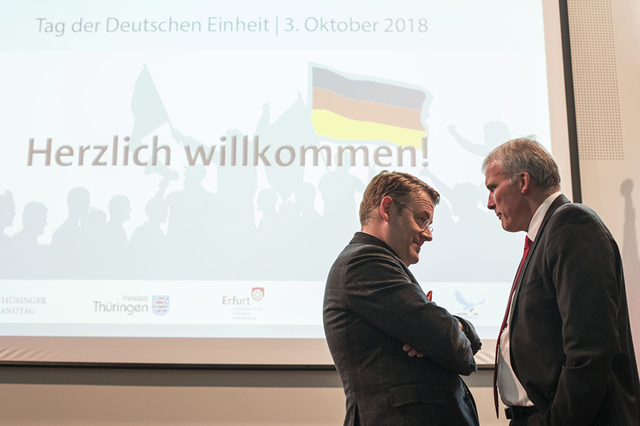 Landtagspräsident Carius im Gespräch mit dem Oberbürgermeister Bausewein 