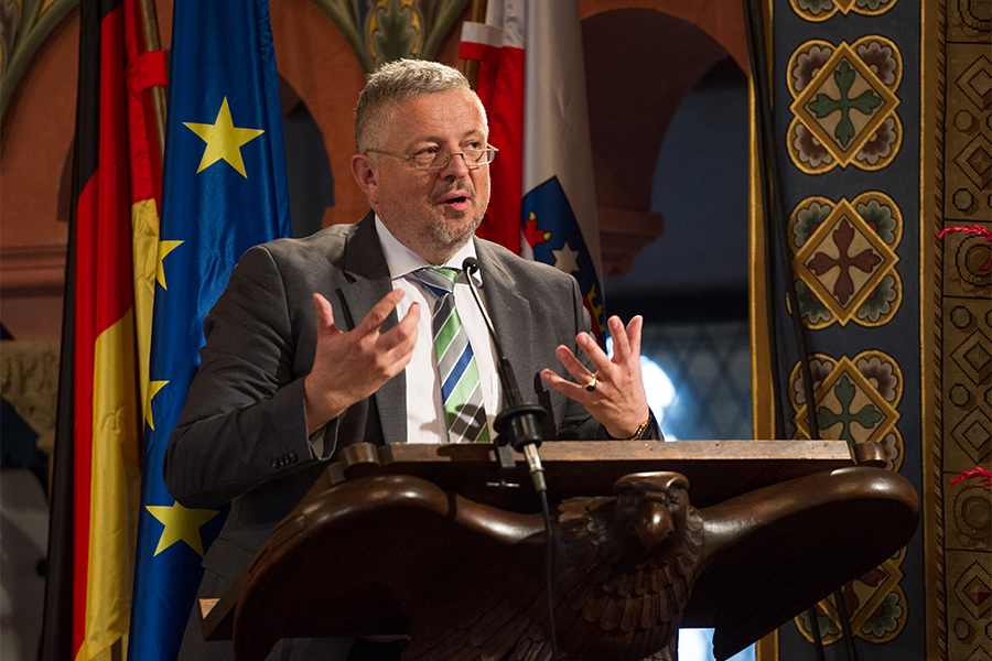 Prof. Dr. Michael Huber als Gastredner beim Festakt 25 Jahre Verfassung und 28 Jahre Thüringer Landtag auf der Wartburg in Eisenach