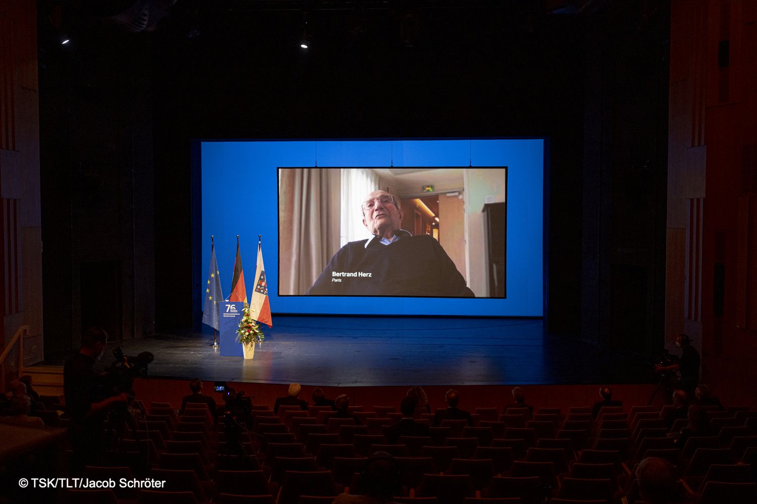 Gedenken im Deutschen Nationaltheater Weimar (Foto: Jacob Schröter)