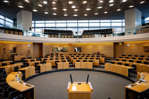 Abgeordnete & Fraktionen, Sitzordnung