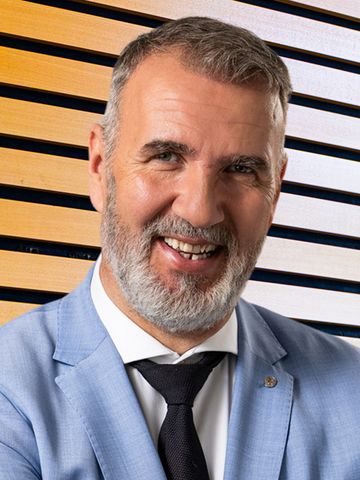 Steffen Schütz