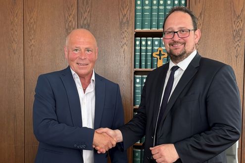 Landtag und Landesjugendring unterzeichnen Vereinbarung