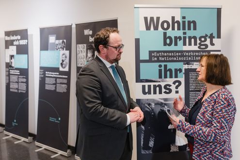 AE Wohin bringt ihr uns