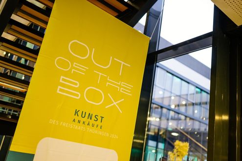 Ausstellung "OUT OF THE BOX"
