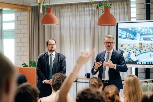 Landtag macht Schule