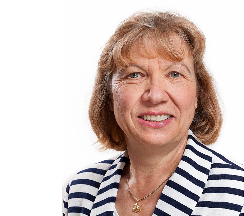 Dr. Iris Martin-Gehl
