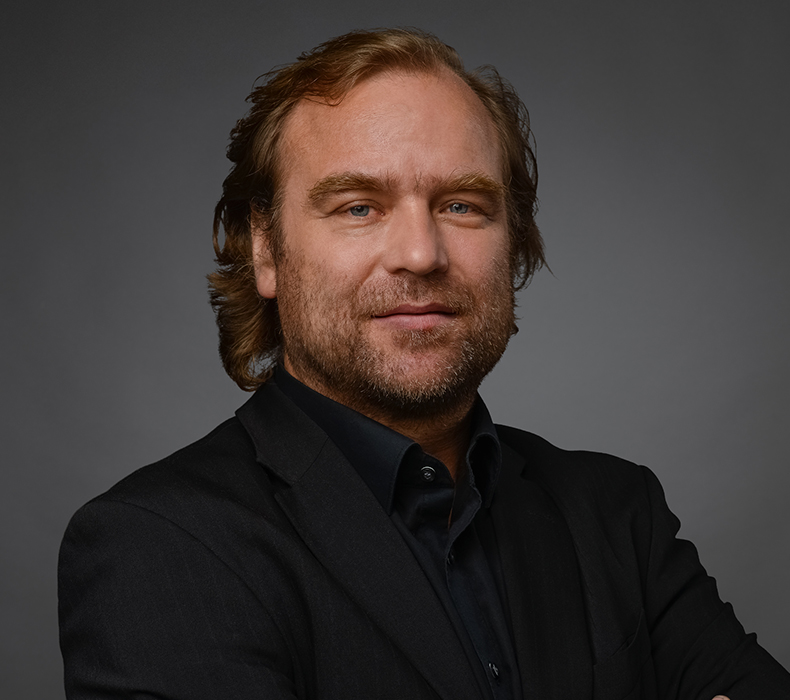 Dr. Falk Thomas Hartung